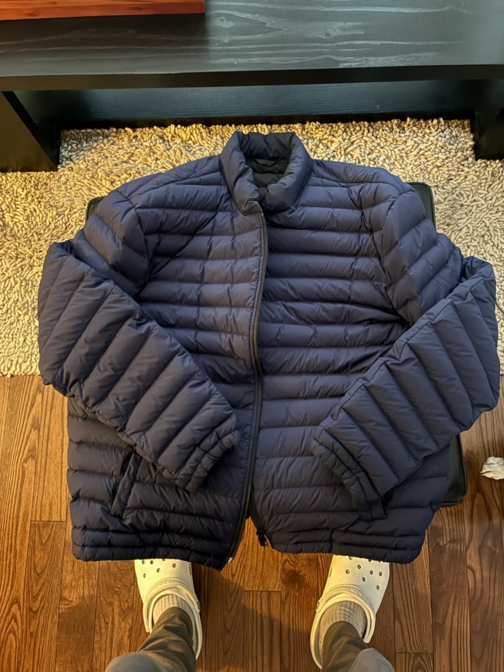 Armani Collezioni light weight down puffer jacket. Navy Blue. Fits like a L-XL